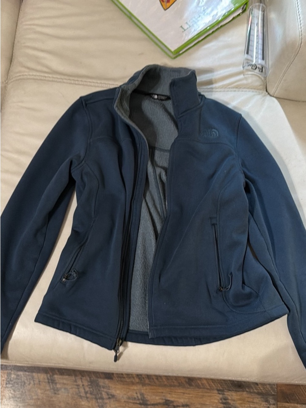 The North Face Women's Navy Blue Softshell Utility Jacket